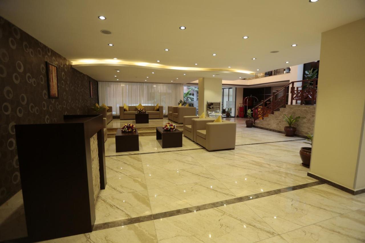 Cassiopeia Hotel Adís Abeba Exterior foto